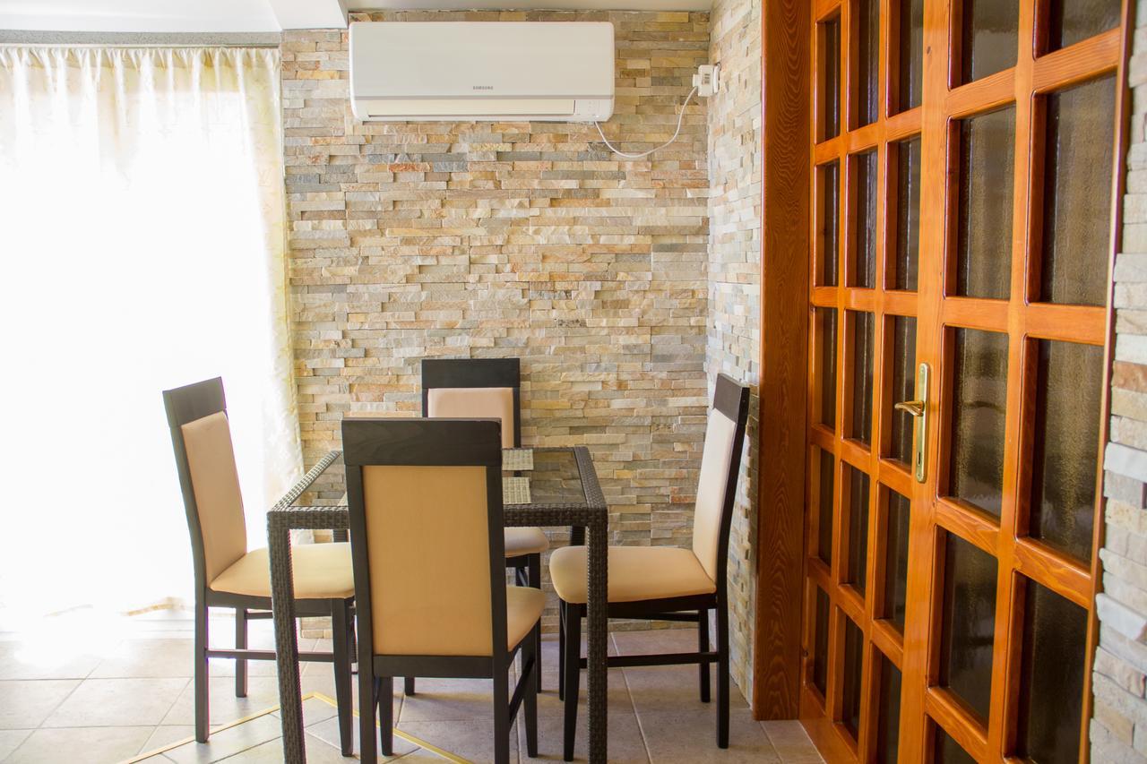 Apartments Lux Seaview Bar Ngoại thất bức ảnh