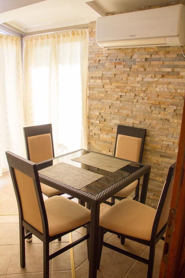 Apartments Lux Seaview Bar Ngoại thất bức ảnh
